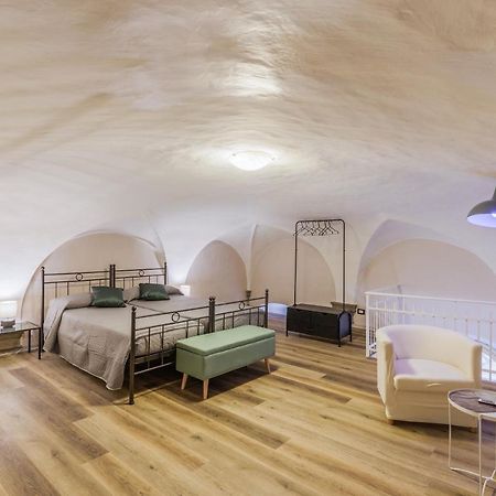 La Casa Di Iole Apartment กอร์โตนา ภายนอก รูปภาพ